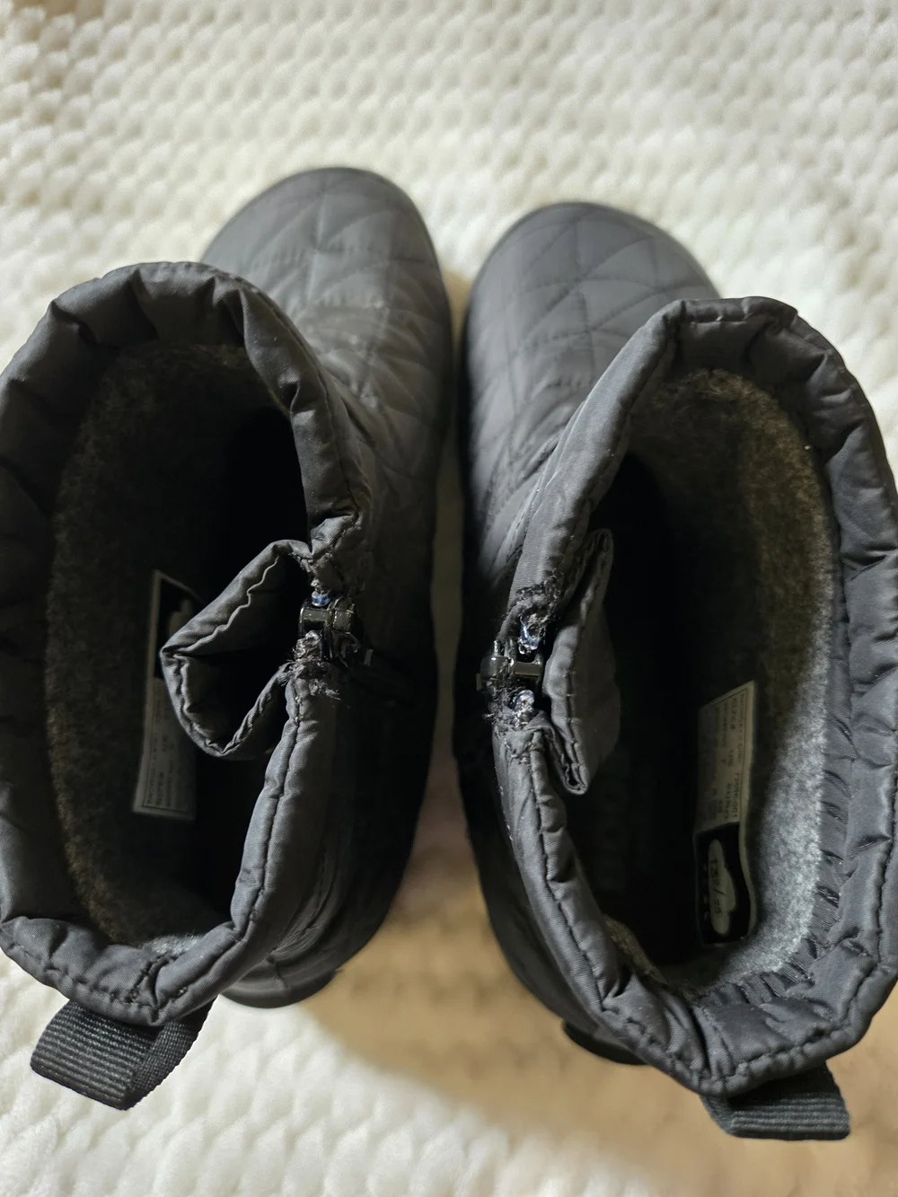 Bogs Quilted Black Women's Winter Ankle Boots